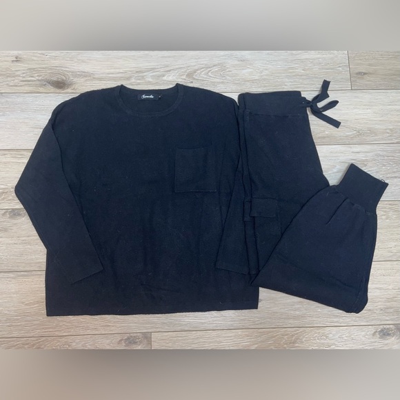 SOLD!! - Picture 1 of 6